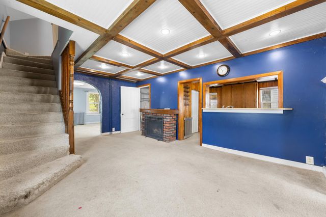 209 8th Street E, Hastings, MN 55033