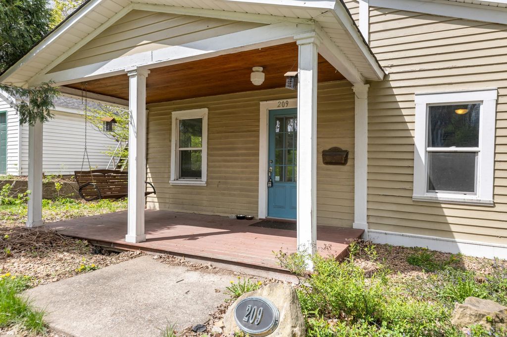 209 8th Street E, Hastings, MN 55033 — photo 4