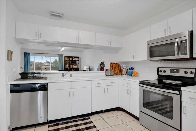 12380 SHADY SPRING WAY 105, Orlando, FL 32828