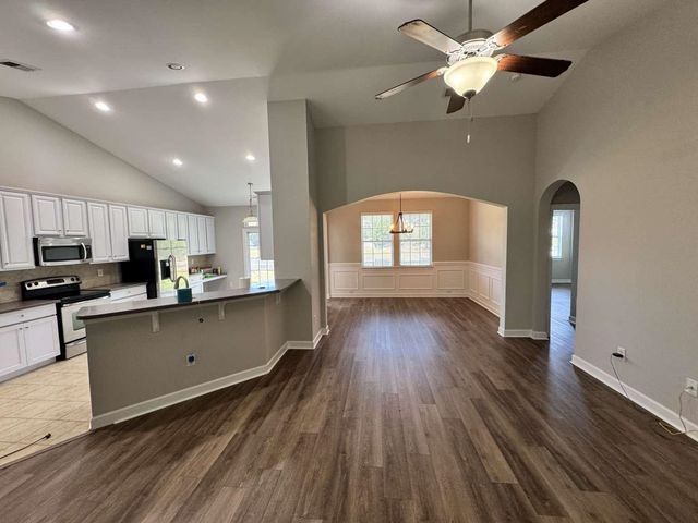 4528 Marshwood Dr., Myrtle Beach, SC 29579