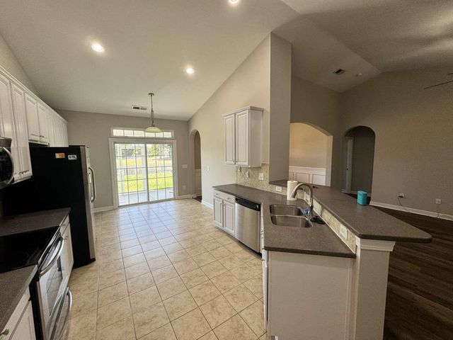 4528 Marshwood Dr., Myrtle Beach, SC 29579