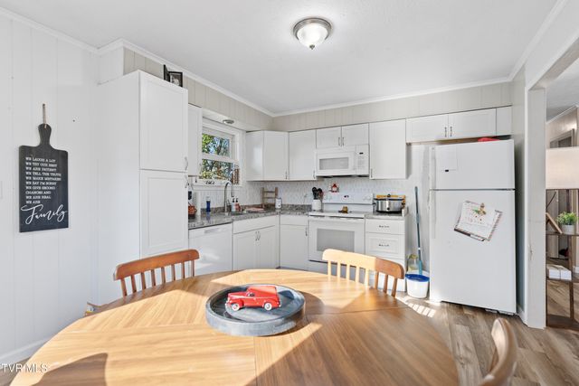 115 Cedar Street, Greeneville, TN 37743