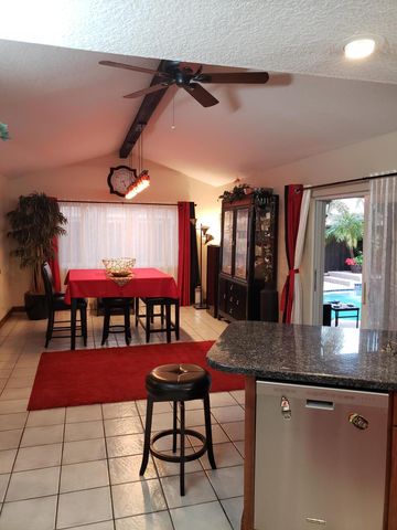 1402 SW 25th Avenue, Deerfield Beach, FL 33442