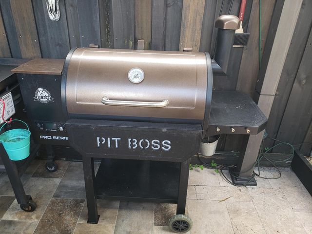 1402 SW 25th Avenue, Deerfield Beach, FL 33442