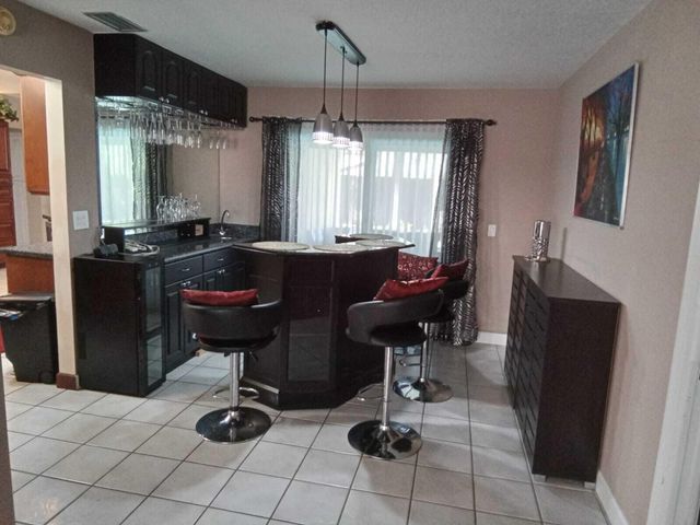 1402 SW 25th Avenue, Deerfield Beach, FL 33442