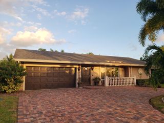 1402 SW 25th Avenue, Deerfield Beach, FL 33442