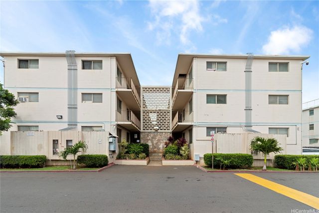 94-245 Leowahine Street 1022, Waipahu, HI 96797