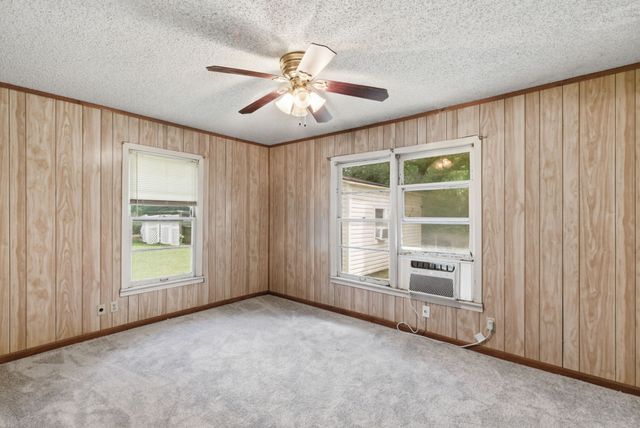 108 Sandra Drive, Azle, TX 76020