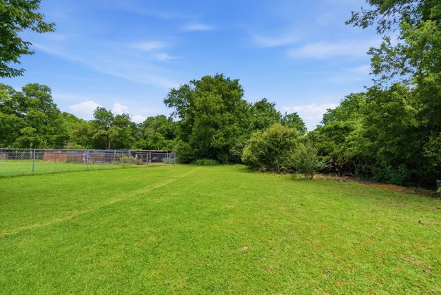 108 Sandra Drive, Azle, TX 76020