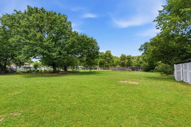 108 Sandra Drive, Azle, TX 76020