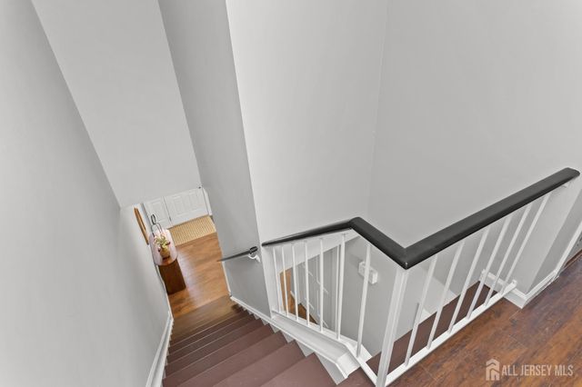 27 davids Court, South Brunswick, NJ 08810