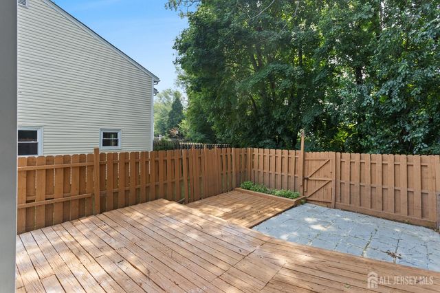 27 davids Court, South Brunswick, NJ 08810