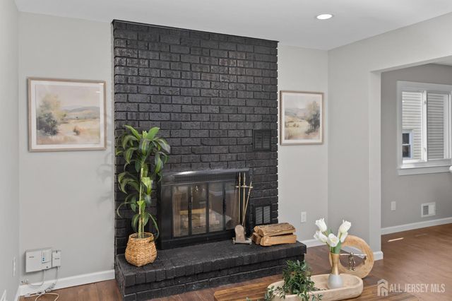 27 davids Court, South Brunswick, NJ 08810