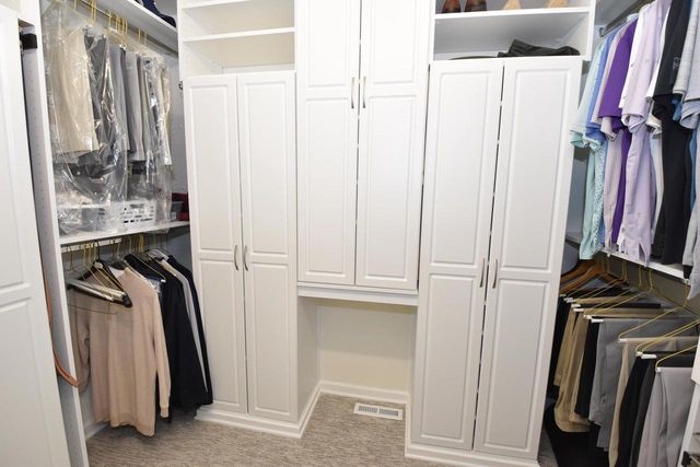 8724 Shady Oak TRAIL, Mount Pleasant, WI 53406