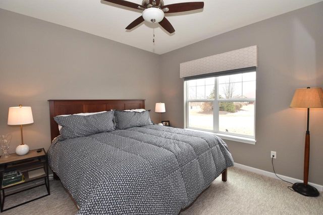 8724 Shady Oak TRAIL, Mount Pleasant, WI 53406