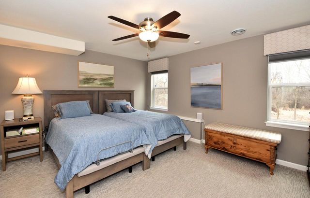 8724 Shady Oak TRAIL, Mount Pleasant, WI 53406