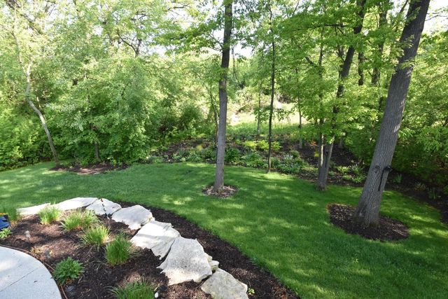 8724 Shady Oak TRAIL, Mount Pleasant, WI 53406