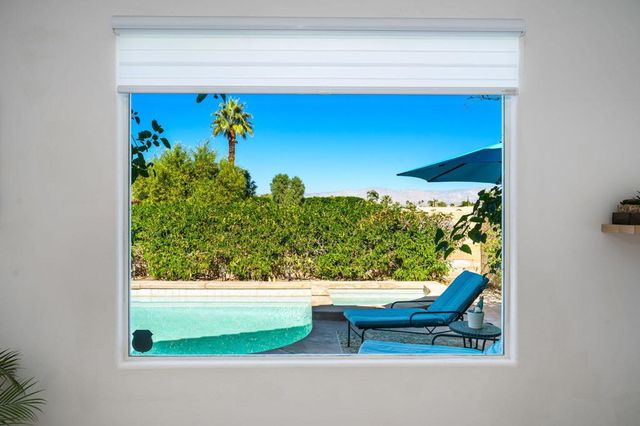 20 Tucson Circle, Palm Desert, CA 92211