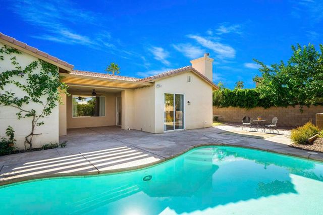 20 Tucson Circle, Palm Desert, CA 92211