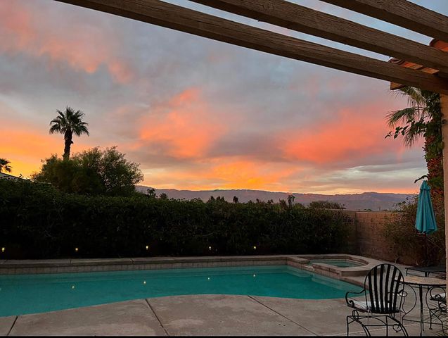 20 Tucson Circle, Palm Desert, CA 92211