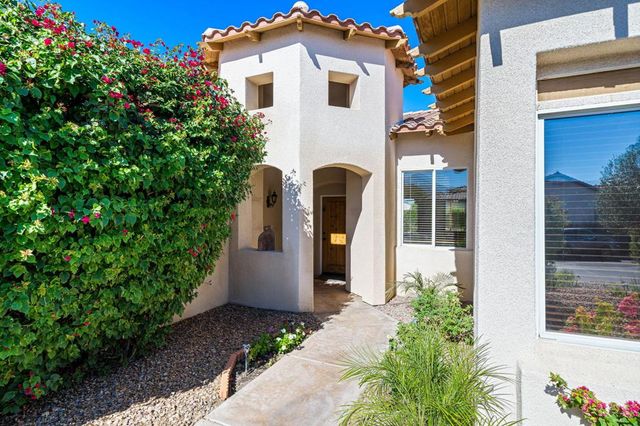 20 Tucson Circle, Palm Desert, CA 92211