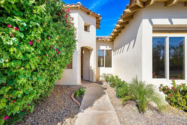 20 Tucson Circle, Palm Desert, CA 92211