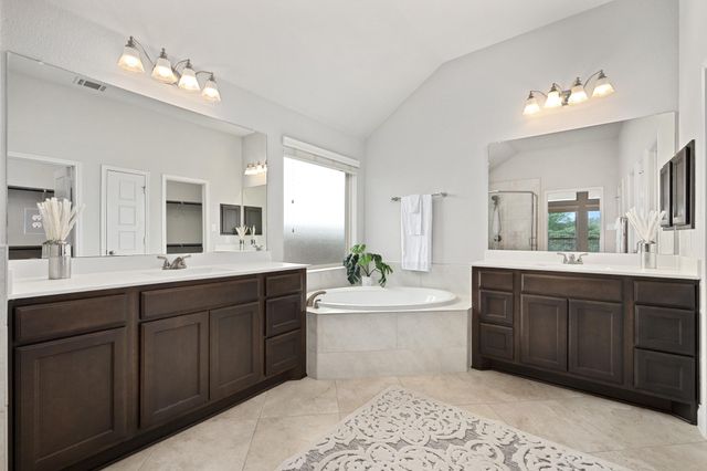 321 La Grotta LN, Georgetown, TX 78628