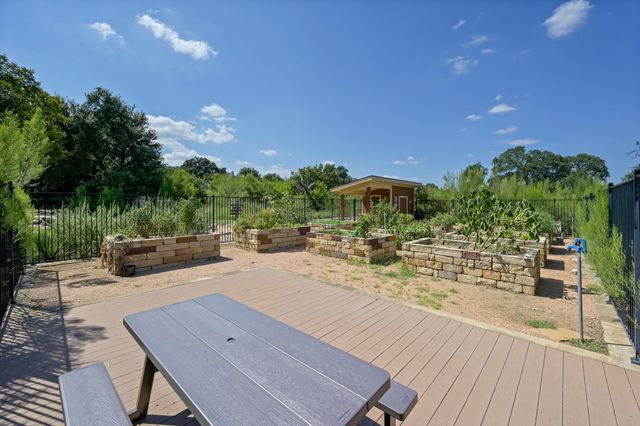 321 La Grotta LN, Georgetown, TX 78628