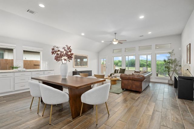 321 La Grotta LN, Georgetown, TX 78628