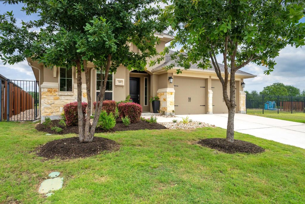 321 La Grotta LN, Georgetown, TX 78628