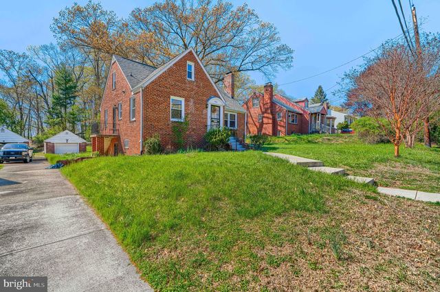 9110 AUTOVILLE DR, College Park, MD 20740