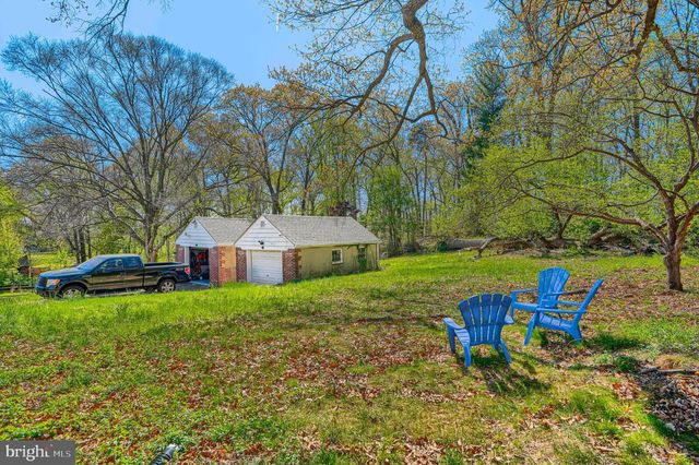9110 AUTOVILLE DR, College Park, MD 20740