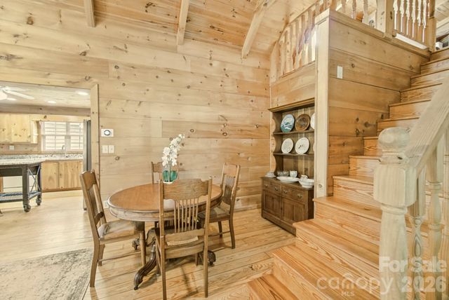 1 Locust Avenue, Asheville, NC 28804