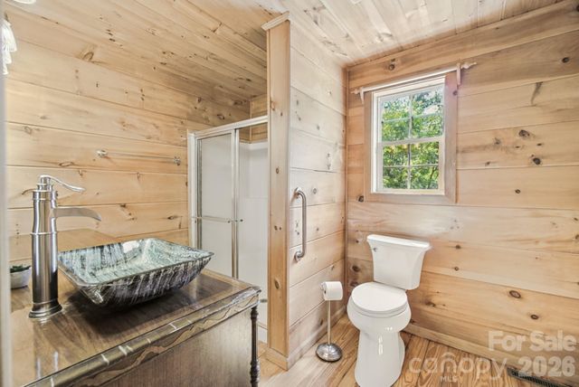 1 Locust Avenue, Asheville, NC 28804