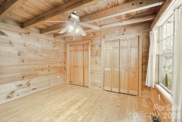 1 Locust Avenue, Asheville, NC 28804