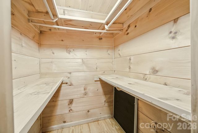 1 Locust Avenue, Asheville, NC 28804