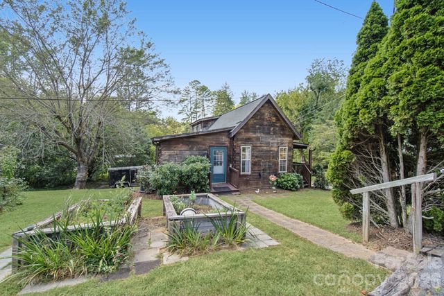 1 Locust Avenue, Asheville, NC 28804