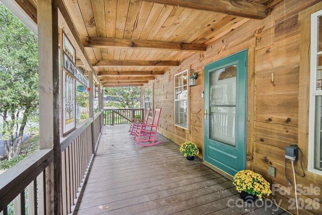 1 Locust Avenue, Asheville, NC 28804