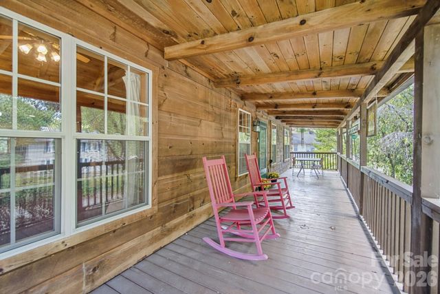 1 Locust Avenue, Asheville, NC 28804