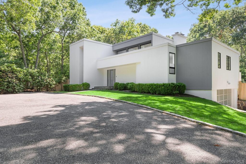 715 Hands Creek Road, East Hampton, NY 11937