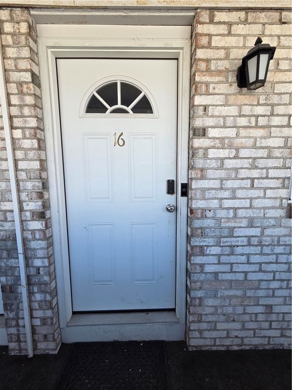 20 Hurdis Street 16, North Providence, RI 02904