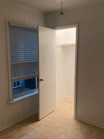 7585 Skipper Lane, Tallahassee, FL 32317