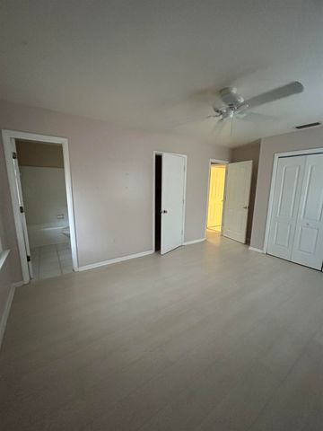 7585 Skipper Lane, Tallahassee, FL 32317