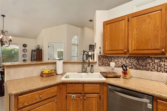 2333 NW 41ST AVENUE, Gainesville, FL 32605