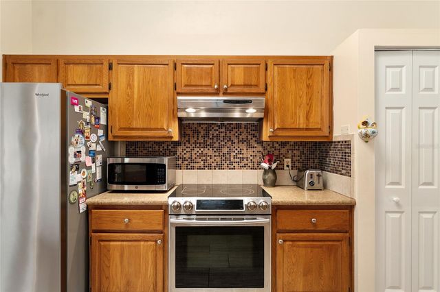 2333 NW 41ST AVENUE, Gainesville, FL 32605