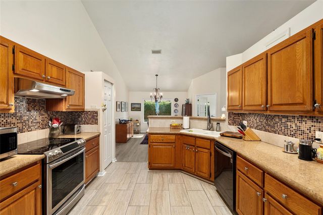 2333 NW 41ST AVENUE, Gainesville, FL 32605