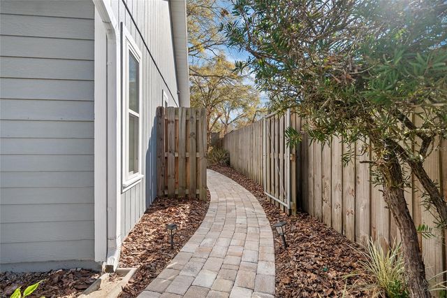 2333 NW 41ST AVENUE, Gainesville, FL 32605
