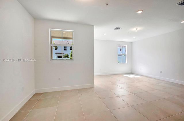 129 SW 171st Way, Pembroke Pines, FL 33027