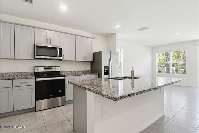 64 Bella Oaks Drive, Port Orange, FL 32129