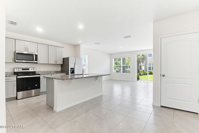 64 Bella Oaks Drive, Port Orange, FL 32129